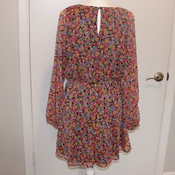 WAYF Revolve Long Sleeve Floral Mini Dress Women Size Small - Picture 10 of 16